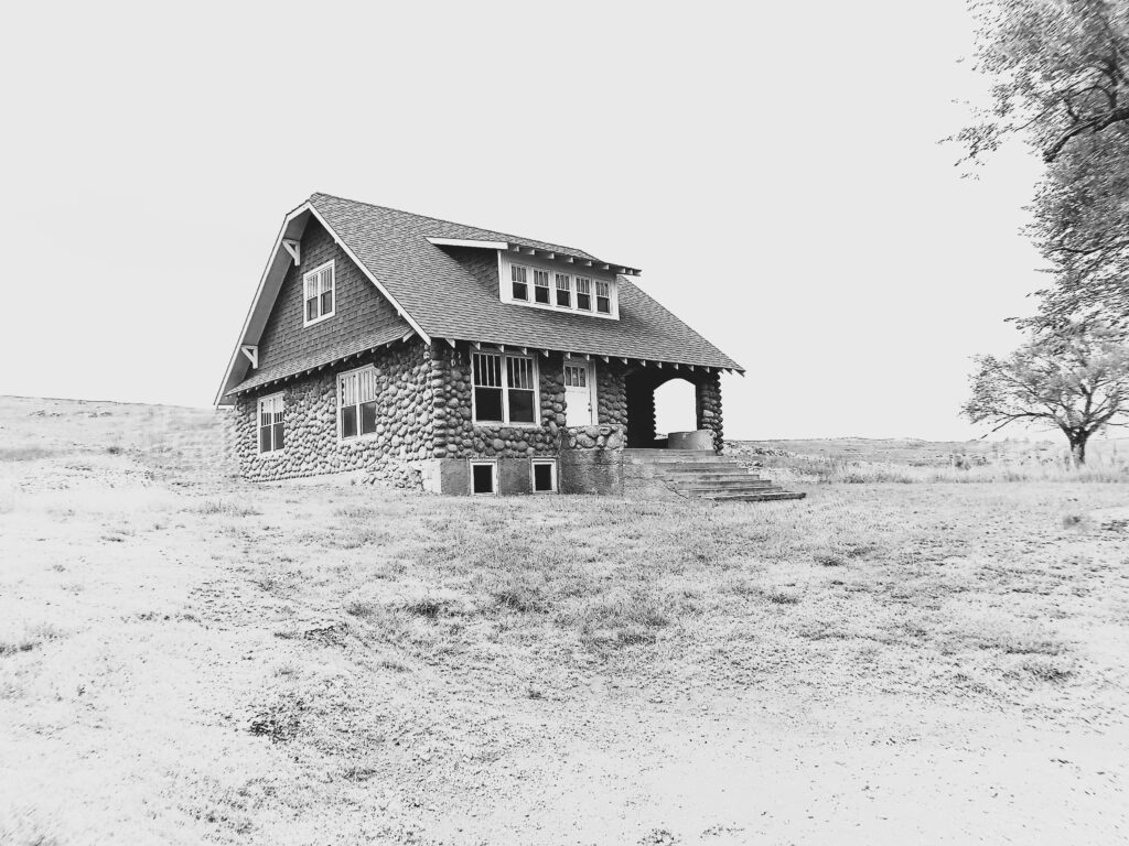 Home Compton-HouseBW